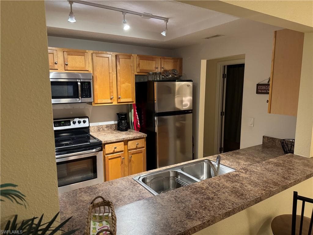 3326 N Key DR # 5, NORTH FORT MYERS FL 33903-18