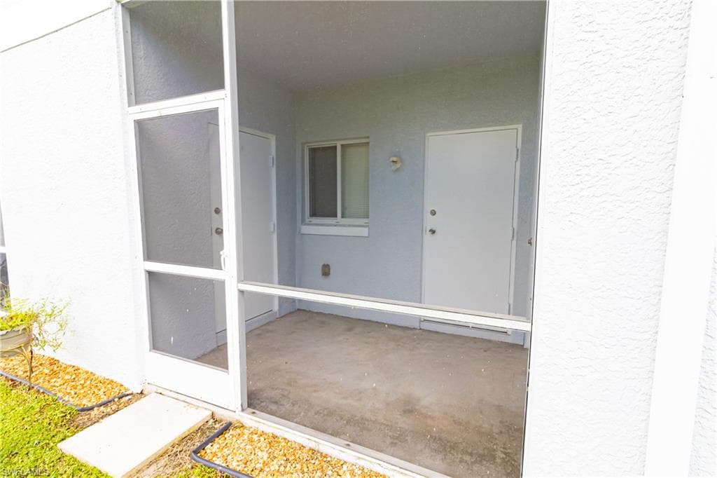 8555 Bernwood Cove LOOP # 105, FORT MYERS FL 33966-17