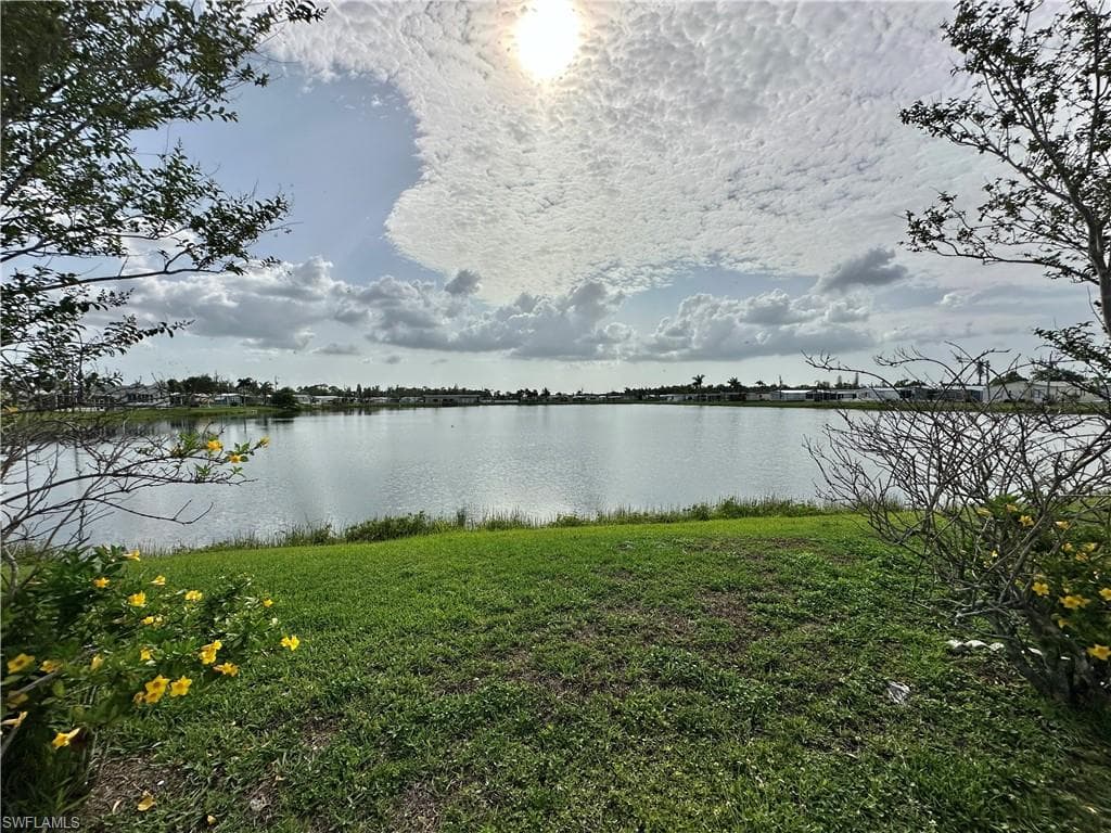 3191 Rain Dance LN, NORTH FORT MYERS FL 33917-37