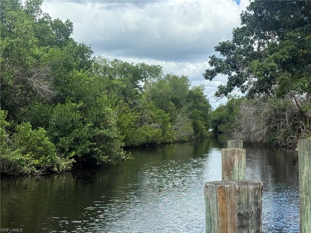 249 Alameda AVE, FORT MYERS FL 33905-22