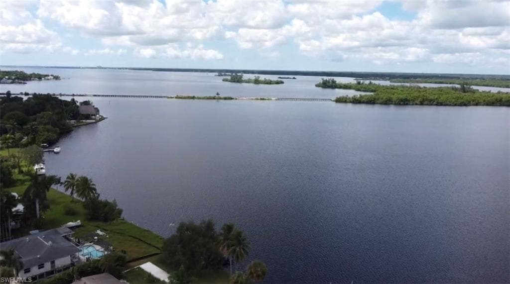 249 Alameda AVE, FORT MYERS FL 33905-25