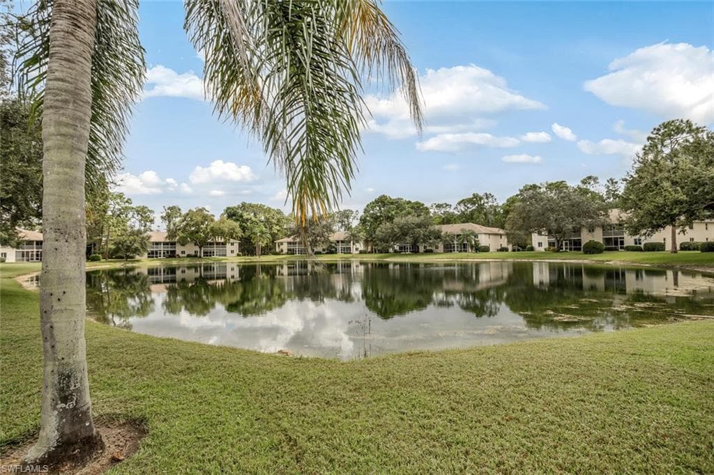 210 Timber Lake CIR # A103, NAPLES FL 34104-19