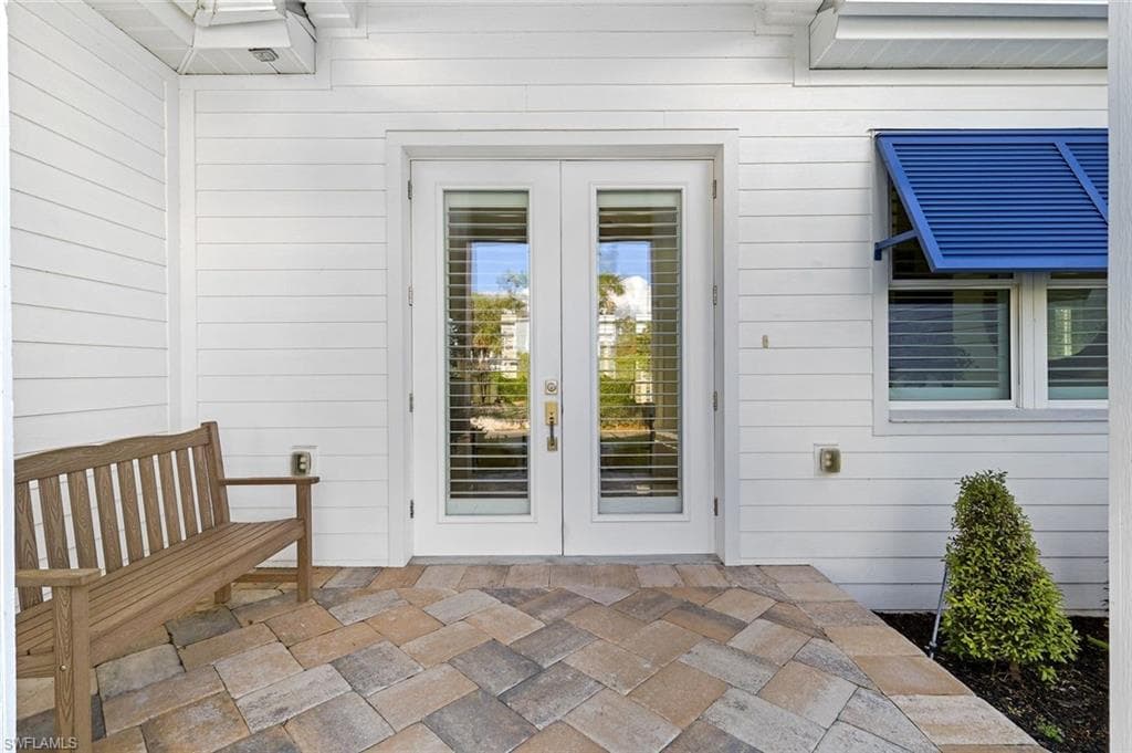 27080 Flamingo DR, BONITA SPRINGS FL 34135-6