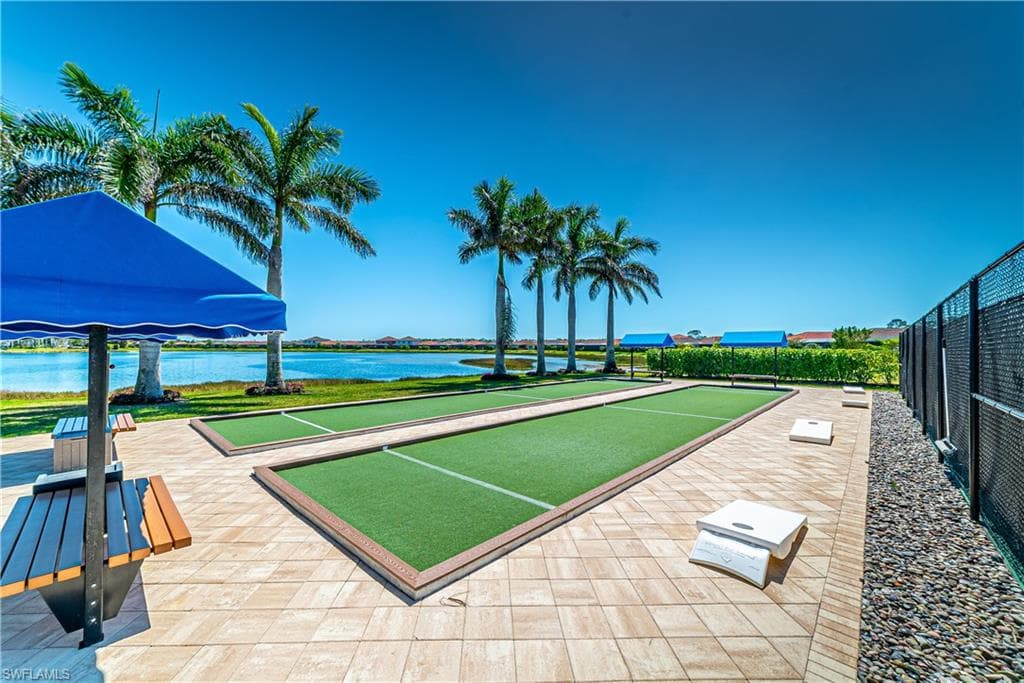 1374 Petone CT, NAPLES FL 34113-21