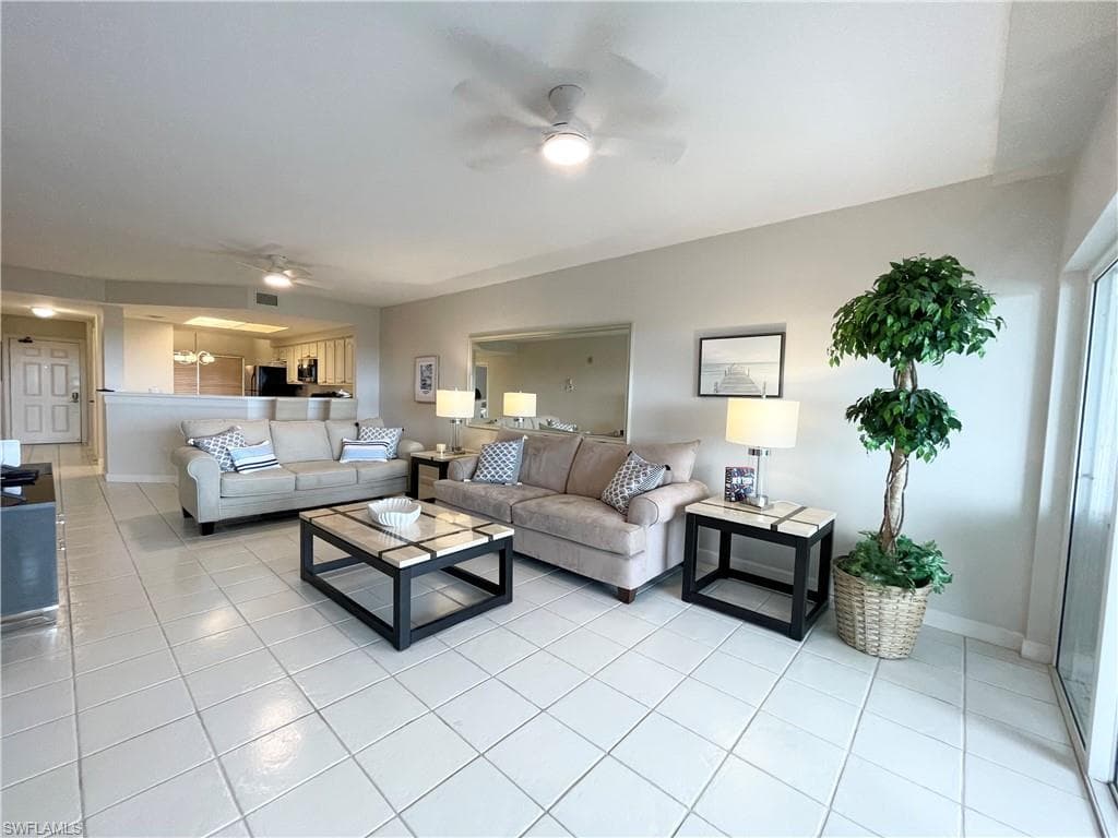 13105 Vanderbilt DR # 802, NAPLES FL 34110-1