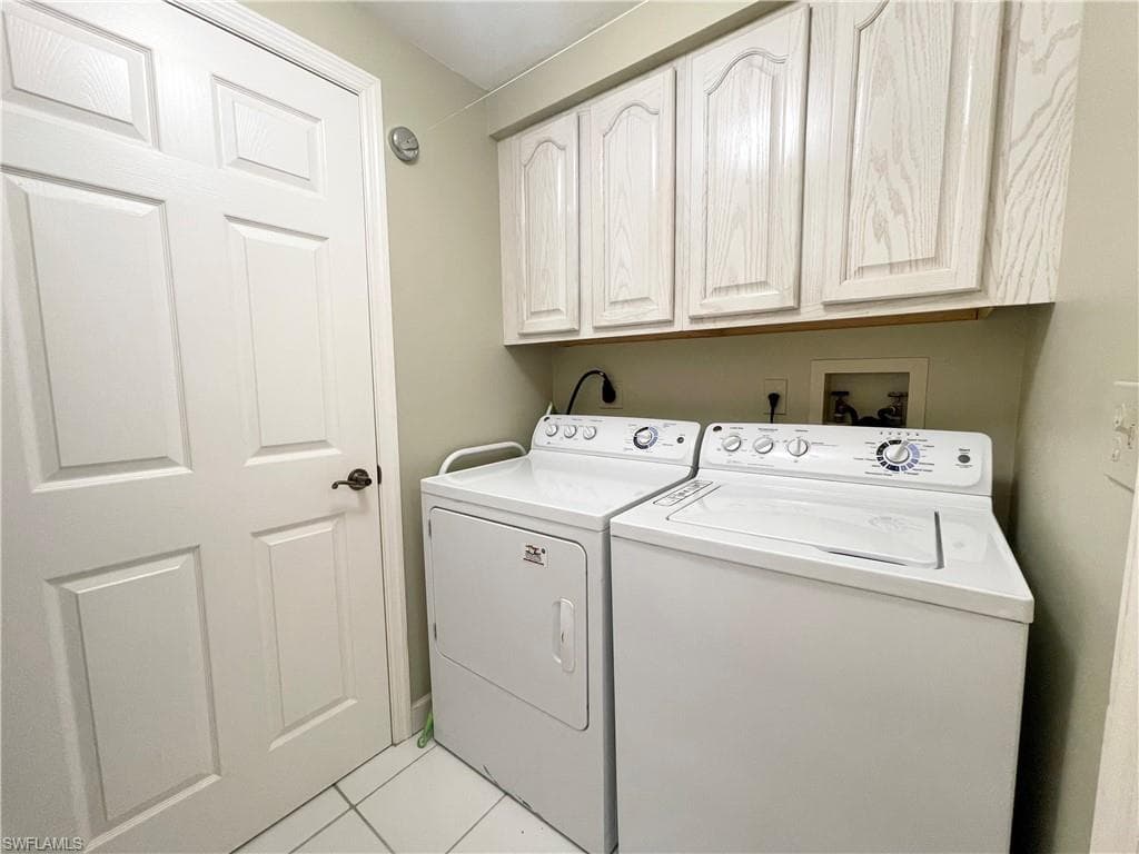13105 Vanderbilt DR # 802, NAPLES FL 34110-12