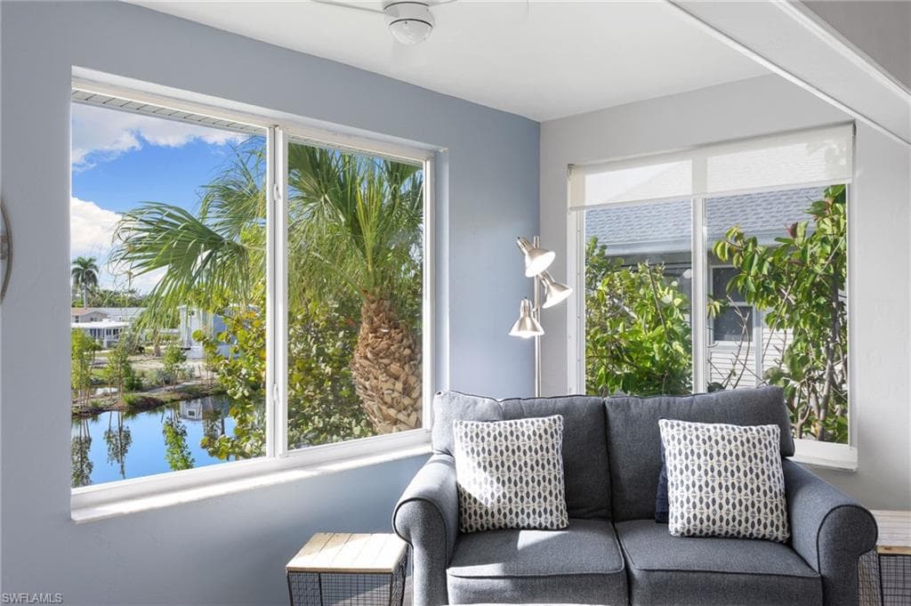 1039 Beach RD # 104, SANIBEL FL 33957-17