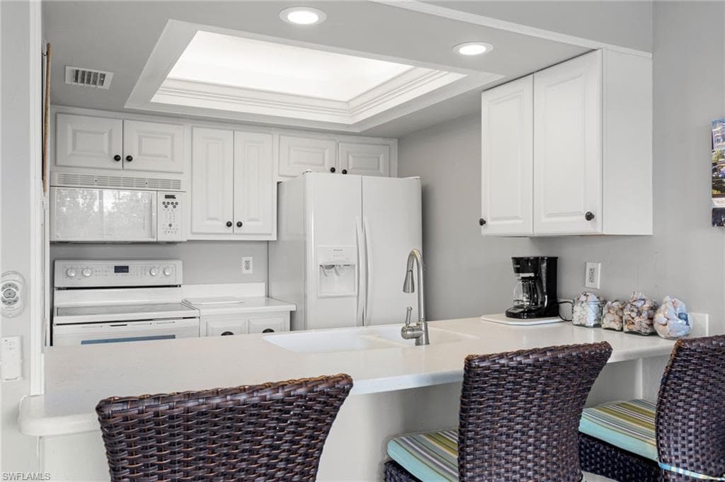 1039 Beach RD # 104, SANIBEL FL 33957-10