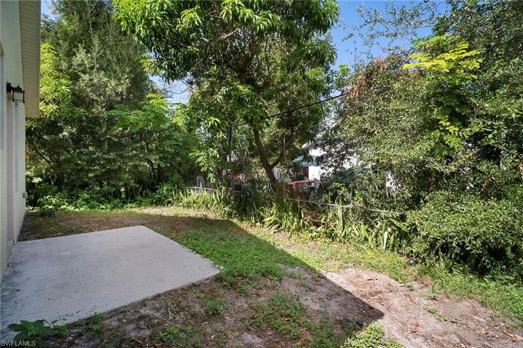 3309 armstrong CT, FORT MYERS FL 33916-27