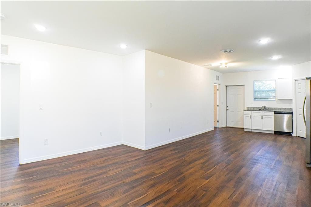 3309 armstrong CT, FORT MYERS FL 33916-3