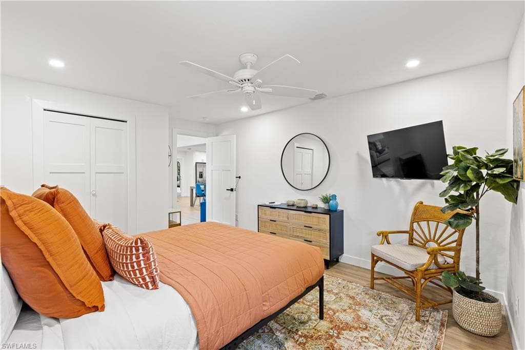 6011 Fountain WAY, FORT MYERS FL 33919-15