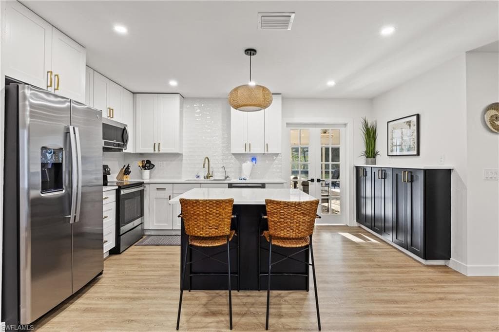 6011 Fountain WAY, FORT MYERS FL 33919-8