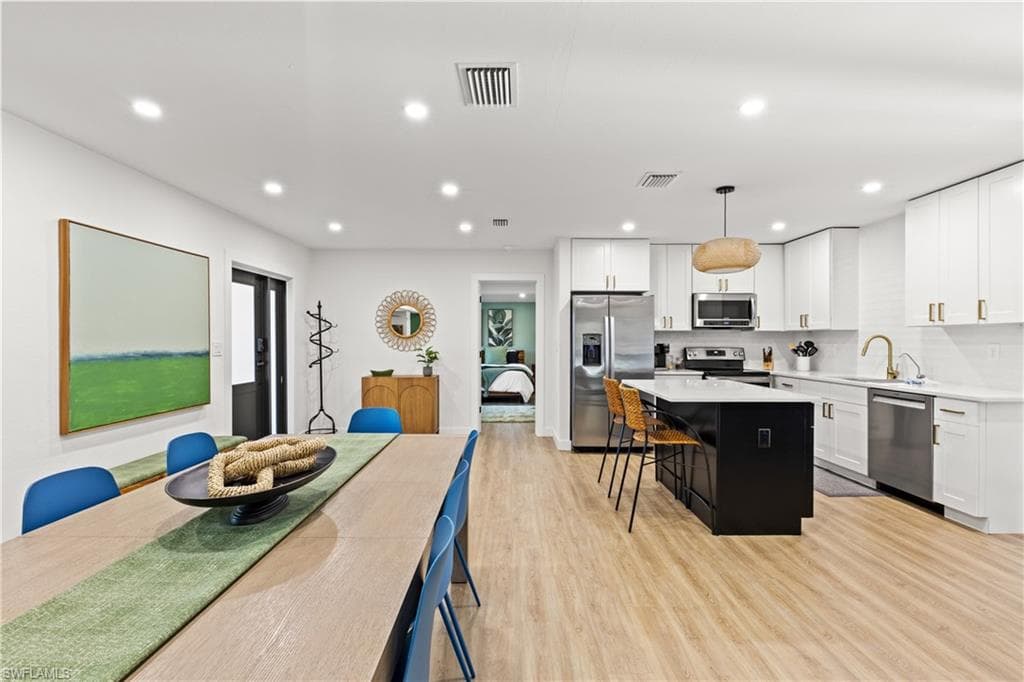 6011 Fountain WAY, FORT MYERS FL 33919-7