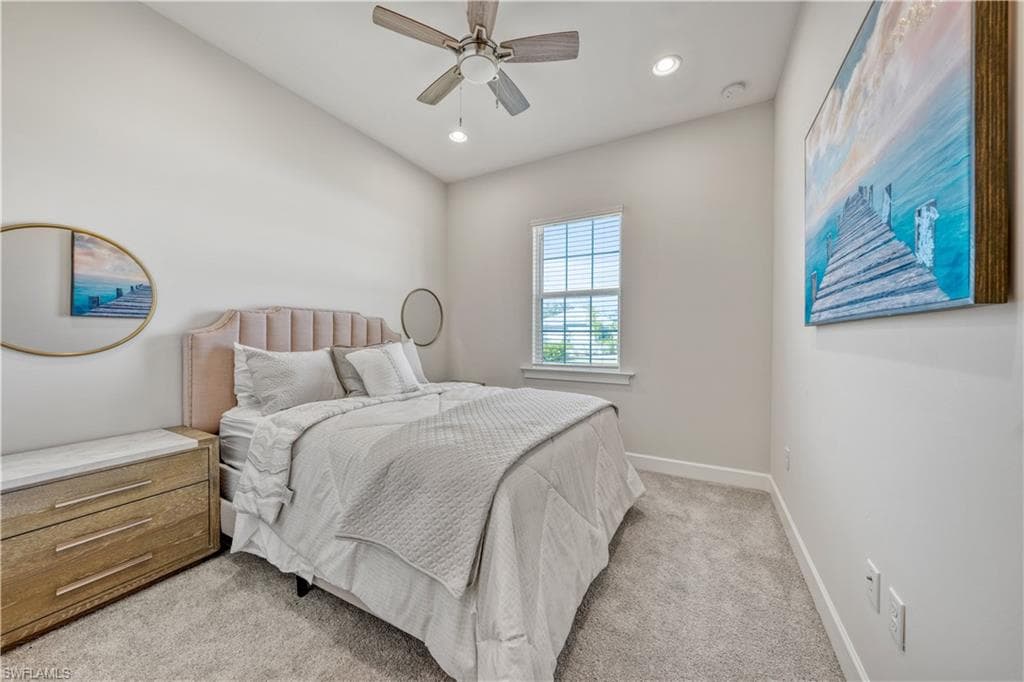 6421 Carnival RD, NAPLES FL 34113-19