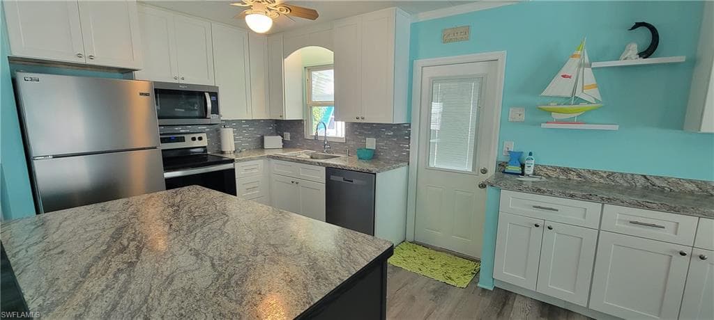 4701 Kahlua LN, BONITA SPRINGS FL 34134-11