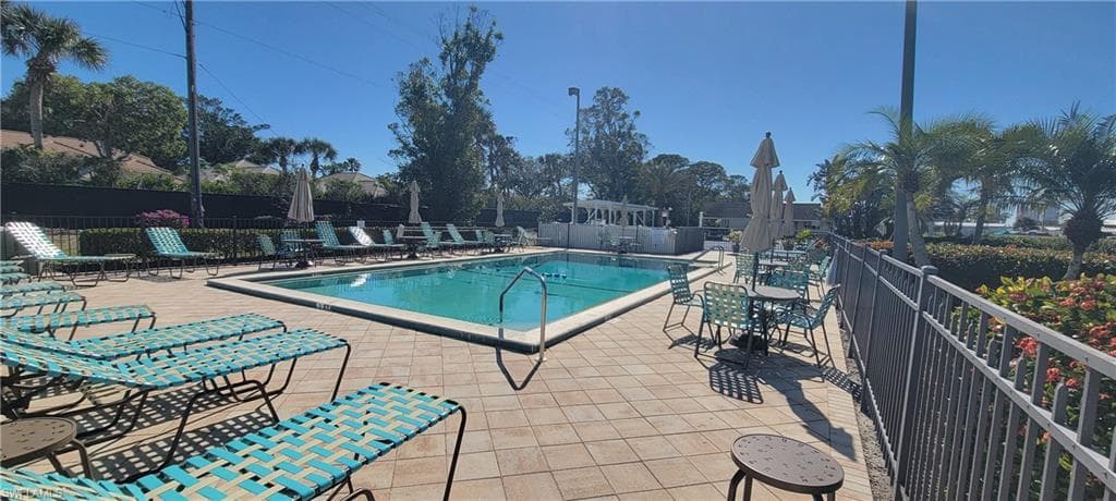 4684 Lahaina LN, BONITA SPRINGS FL 34134-26
