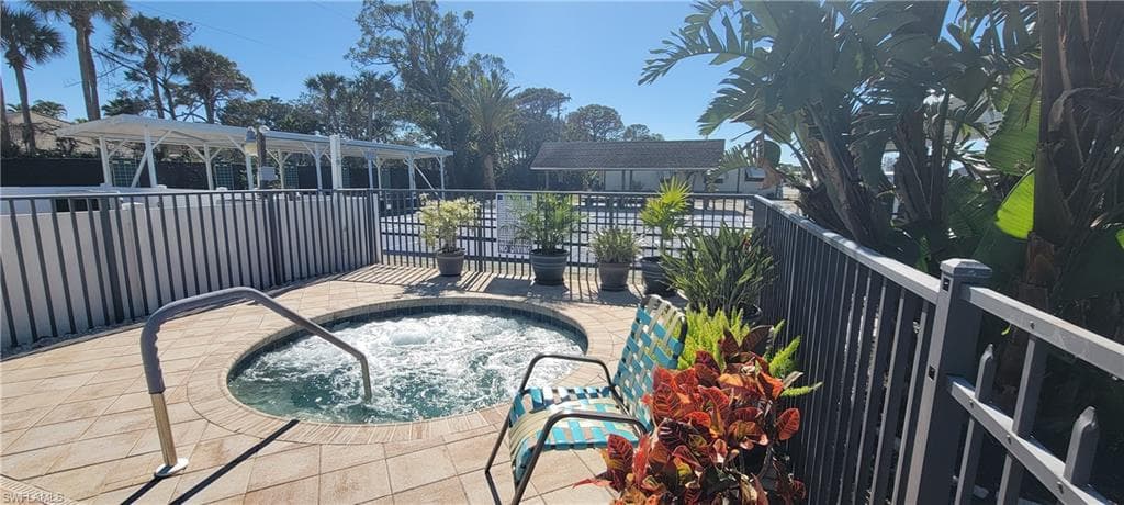 4684 Lahaina LN, BONITA SPRINGS FL 34134-27