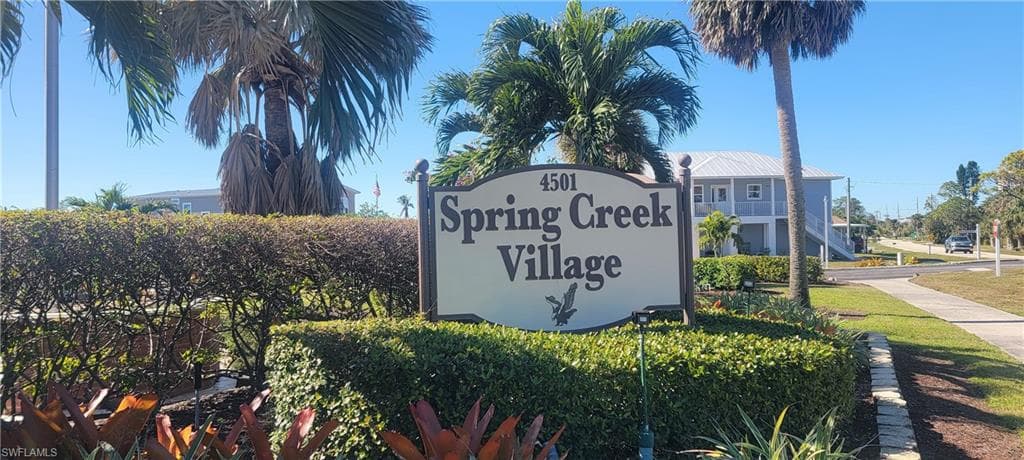 4684 Lahaina LN, BONITA SPRINGS FL 34134-23