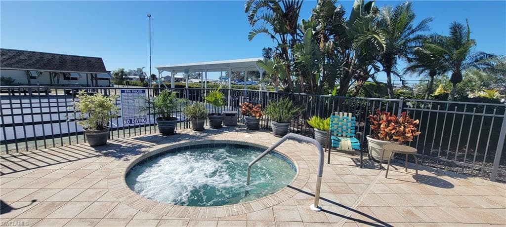 4684 Lahaina LN, BONITA SPRINGS FL 34134-28