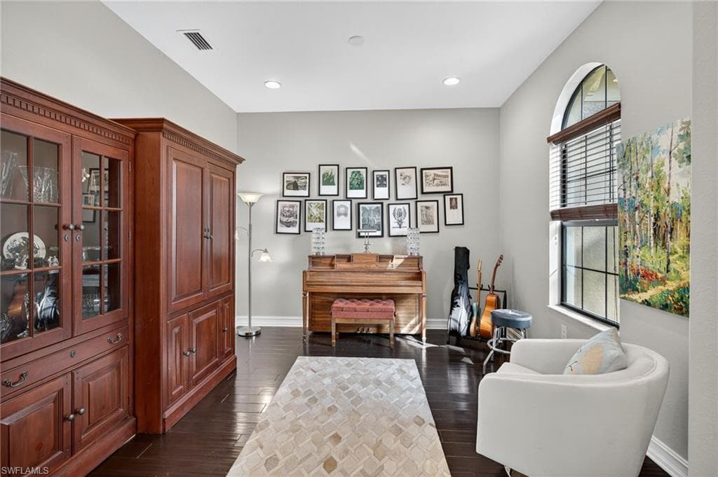 7235 Acorn WAY, NAPLES FL 34119-6
