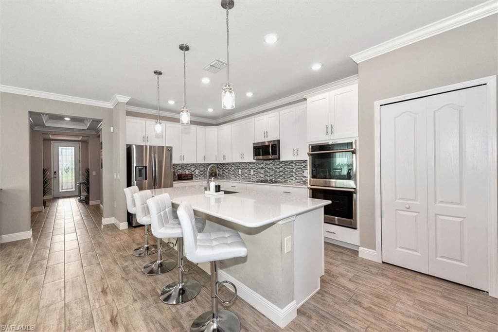 8753 Cascade Price CIR, NORTH FORT MYERS FL 33917-11