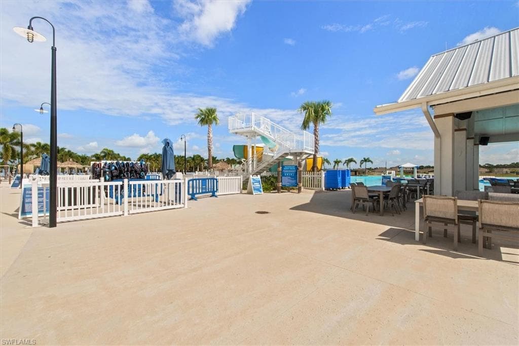 8753 Cascade Price CIR, NORTH FORT MYERS FL 33917-37