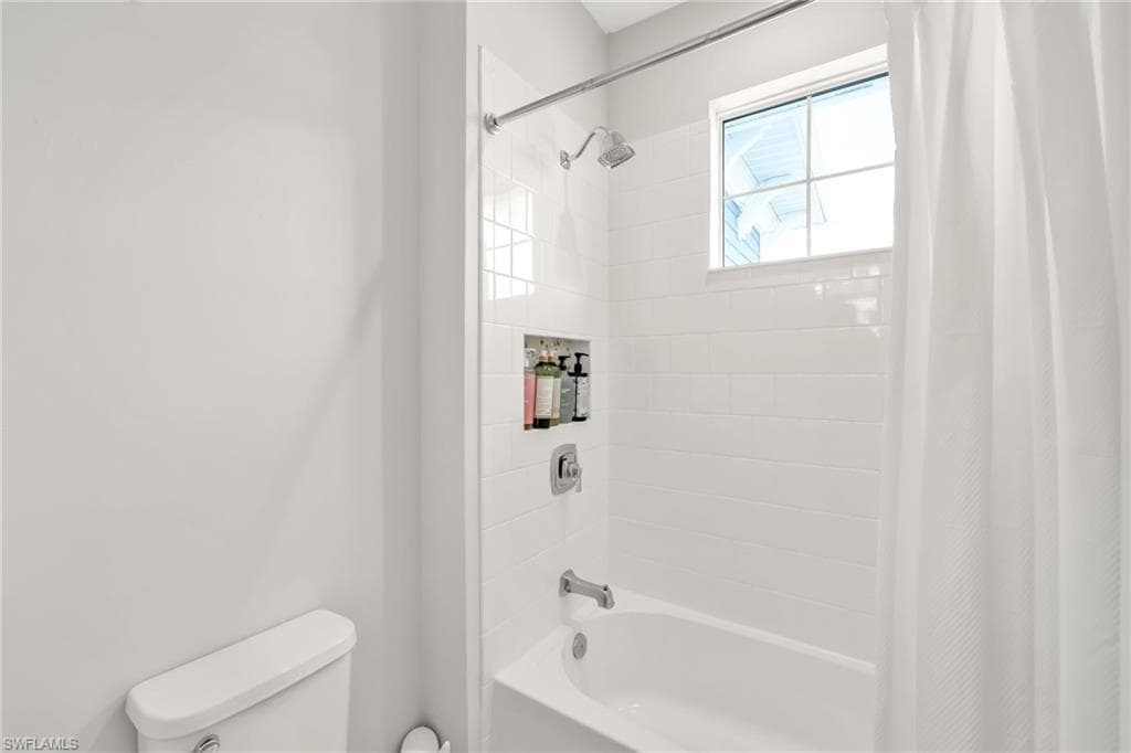 2621 Seychelles CIR # 1806, NAPLES FL 34112-22