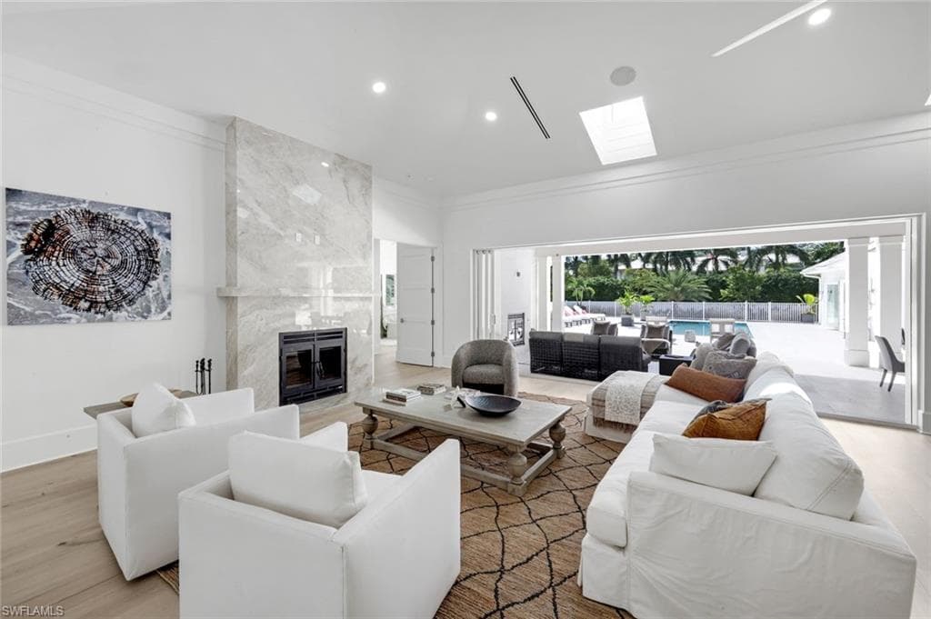 3136 Ravenna AVE, NAPLES FL 34120-16