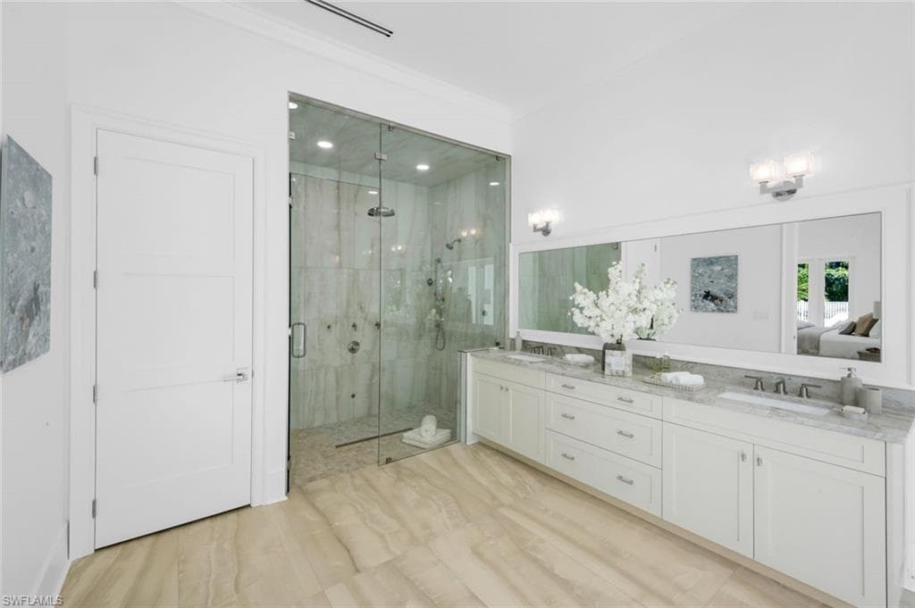 3136 Ravenna AVE, NAPLES FL 34120-29