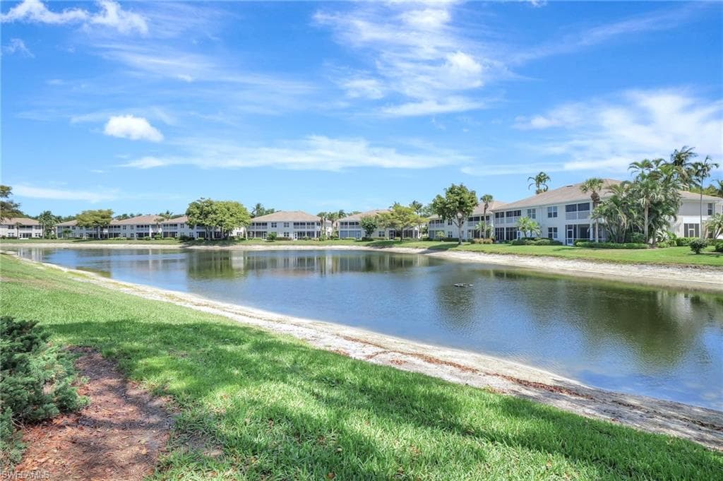 784 Carrick Bend CIR # 101, NAPLES FL 34110-22