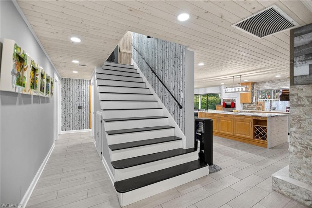 1549 Braeburn RD, FORT MYERS FL 33919-16