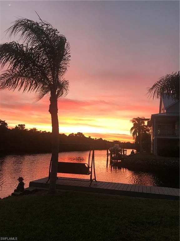 1277 Grand Canal DR, NAPLES FL 34110-24