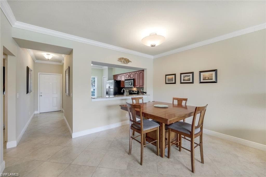 3250 Cypress Glen WAY # 404, NAPLES FL 34109-14
