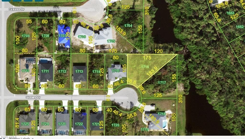 132 Glades DR, ROTONDA WEST FL 33947-2