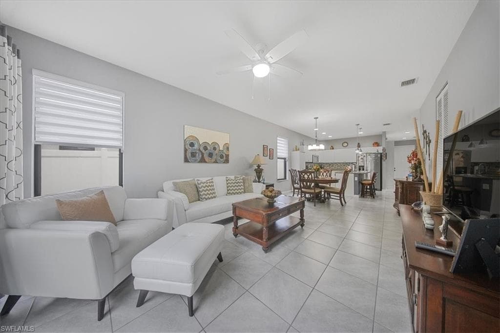 8805 Madrid CIR, NAPLES FL 34104-11