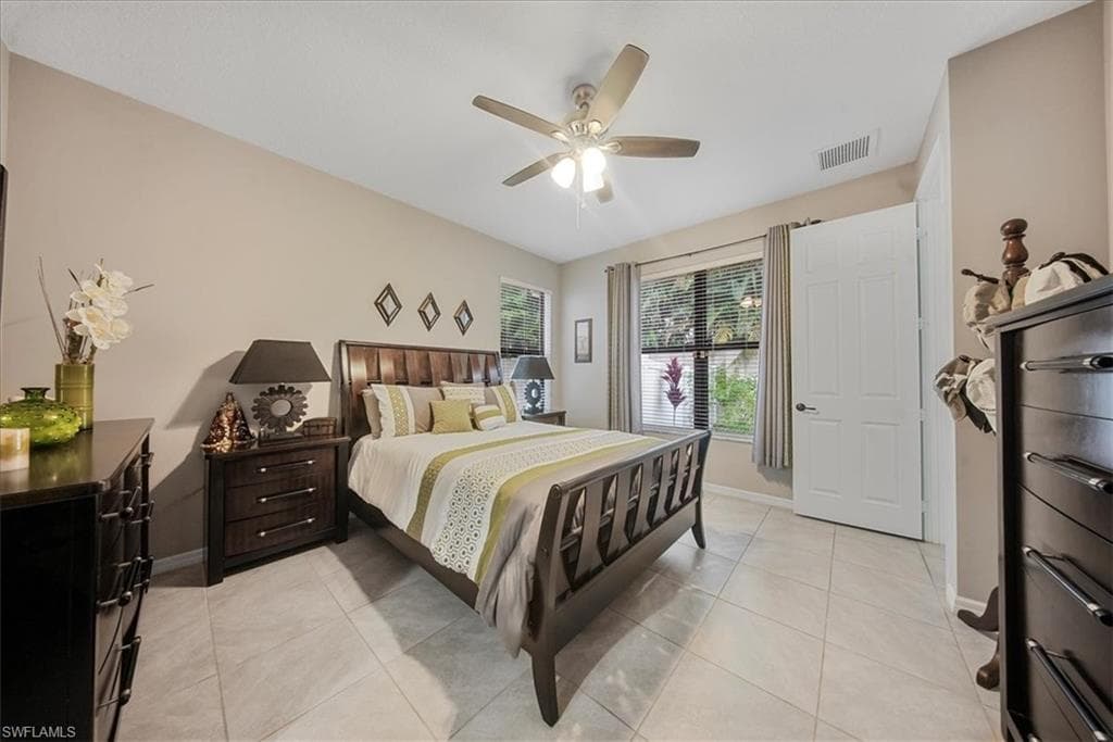 8805 Madrid CIR, NAPLES FL 34104-19