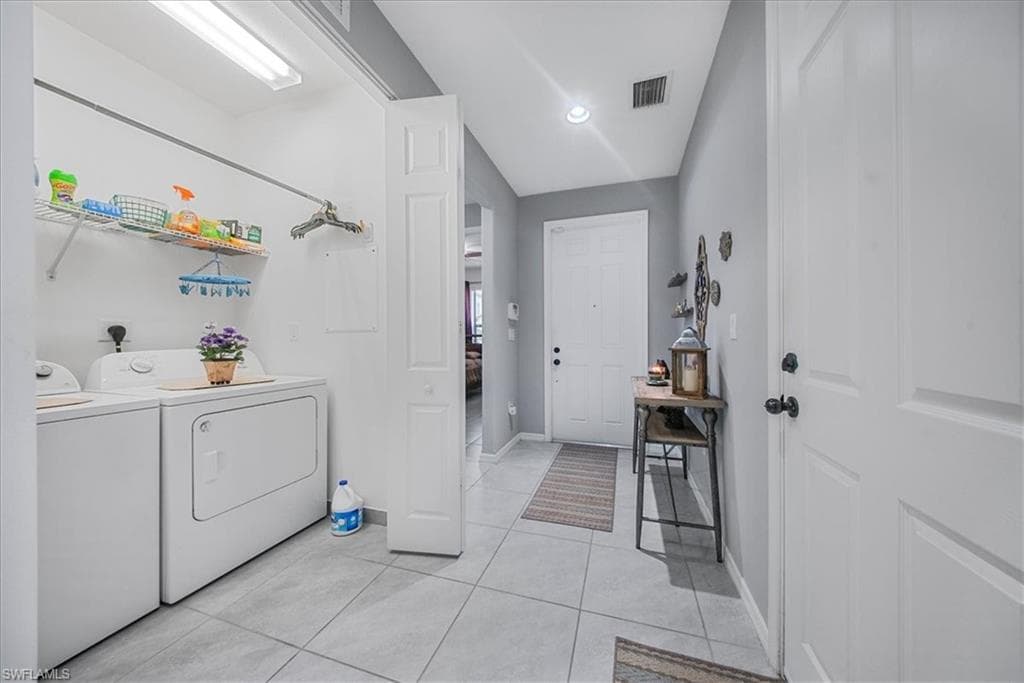 8805 Madrid CIR, NAPLES FL 34104-20