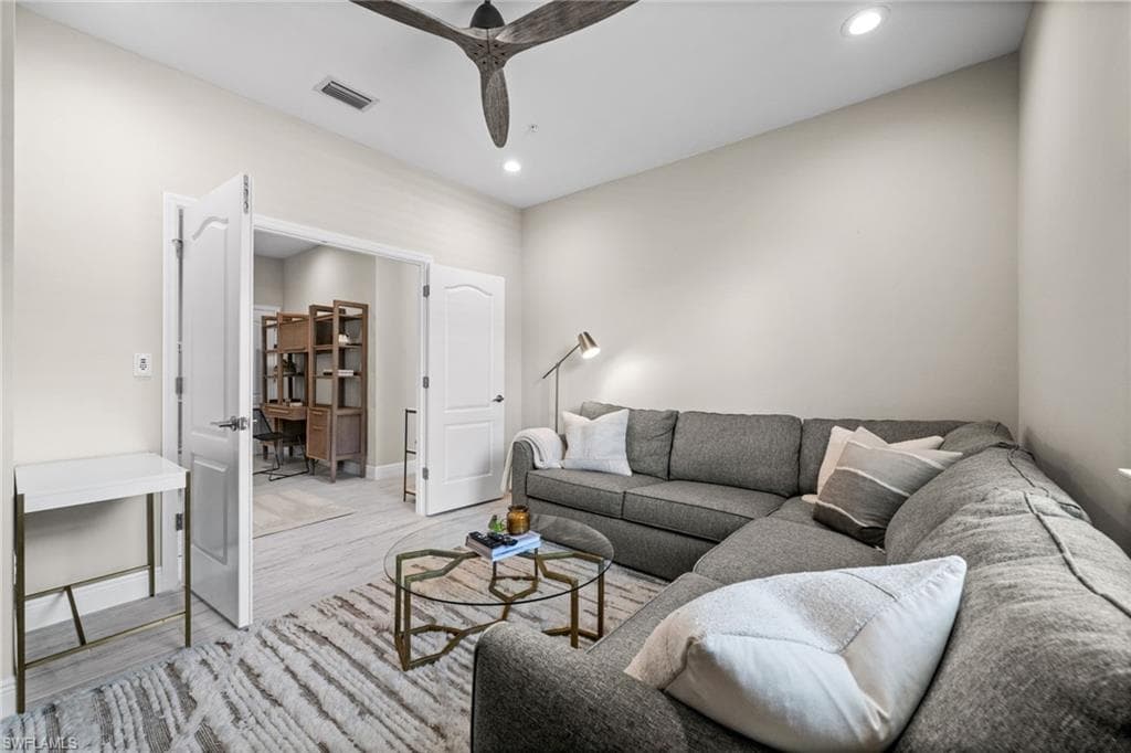 2319 Sawyers Hill RD # 708, NAPLES FL 34120-23
