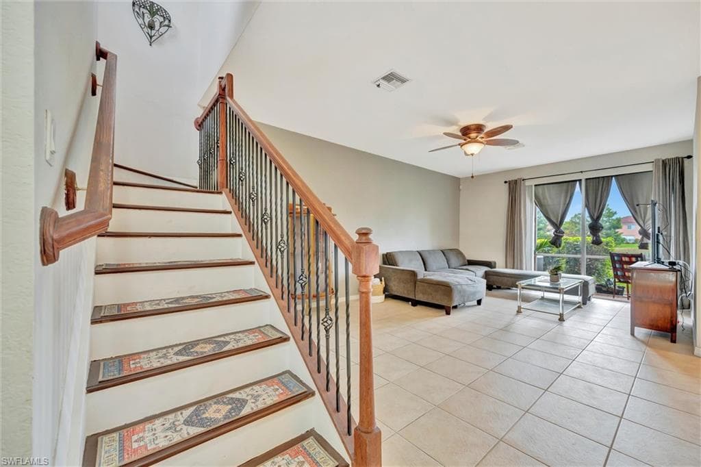 9808 Roundstone CIR, FORT MYERS FL 33967-5