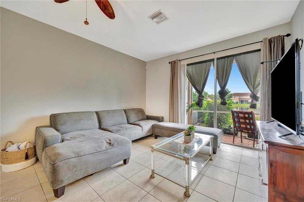 9808 Roundstone CIR, FORT MYERS FL 33967-7