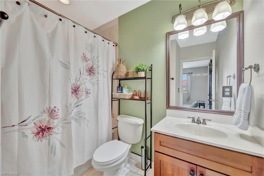 9808 Roundstone CIR, FORT MYERS FL 33967-24