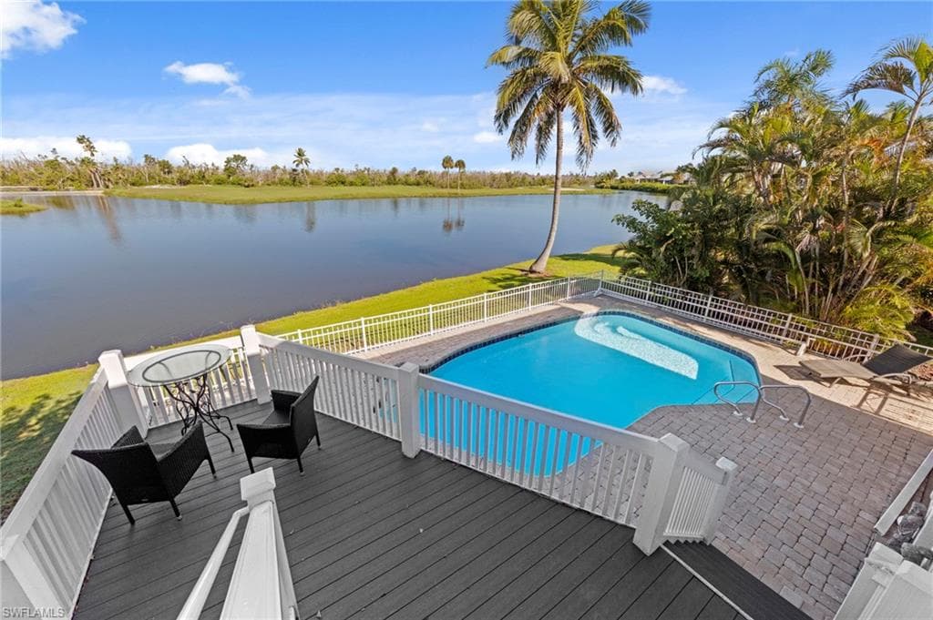 1558 Sand Castle RD, SANIBEL FL 33957-4