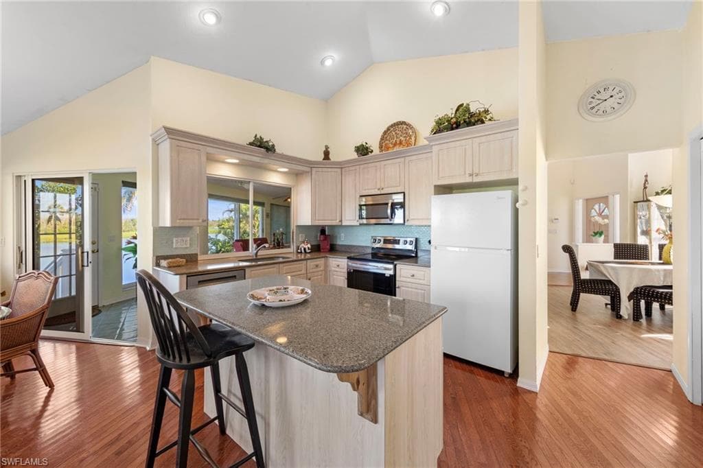 1558 Sand Castle RD, SANIBEL FL 33957-13