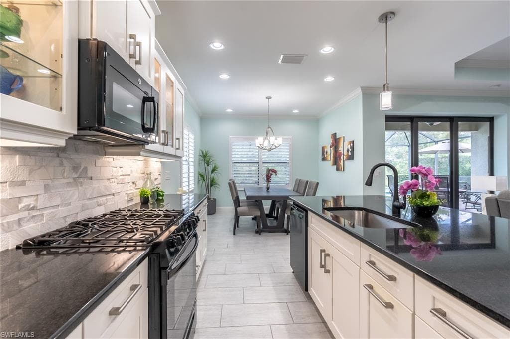 7590 Cypress Walk DR, FORT MYERS FL 33966-4