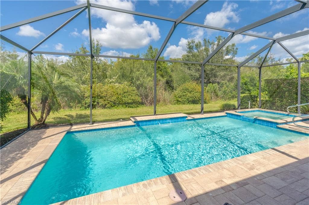 7590 Cypress Walk DR, FORT MYERS FL 33966-32