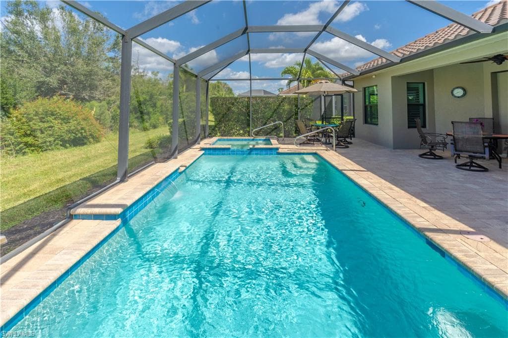 7590 Cypress Walk DR, FORT MYERS FL 33966-34