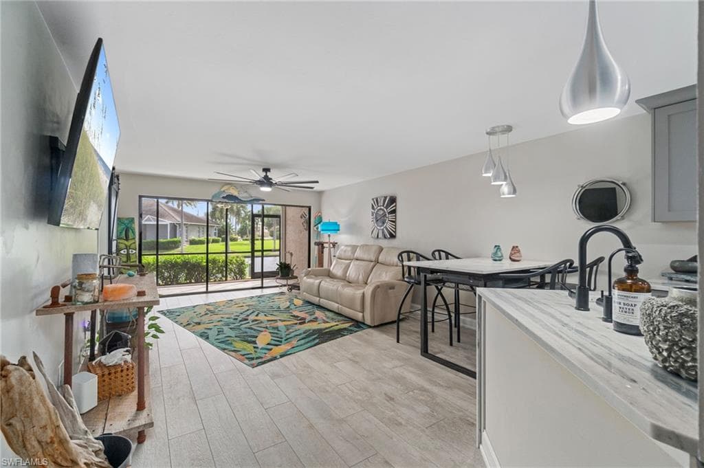 912 SW 48th TER # 107, CAPE CORAL FL 33914-6