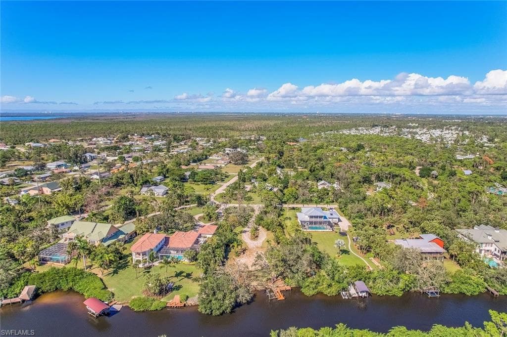 20684 Charing Cross CIR, ESTERO FL 33928-7