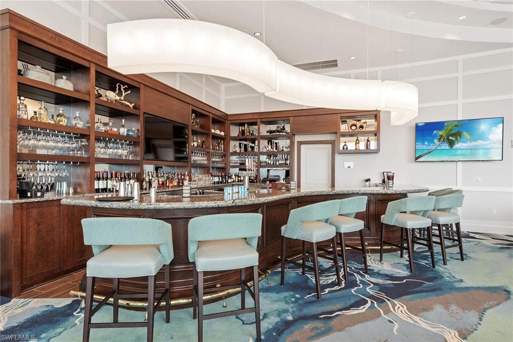 381 Leatherfern LN, MARCO ISLAND FL 34145-31