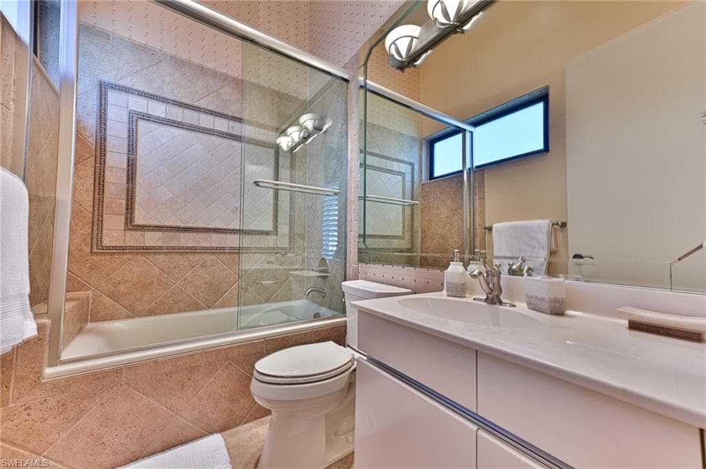 110 Saint Eustacius LN, BONITA SPRINGS FL 34134-26